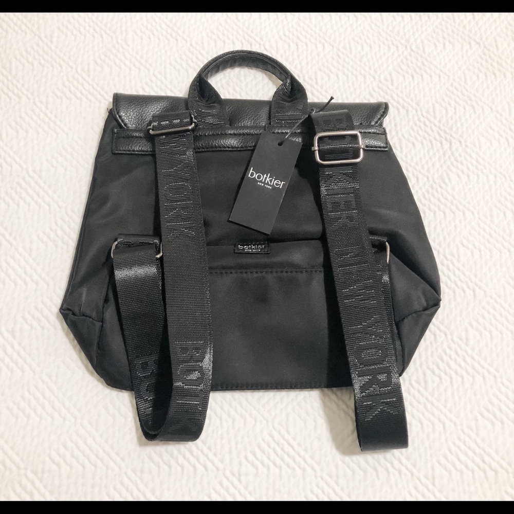 Botkier Trigger Backpack NWT - Picture 4 of 4
